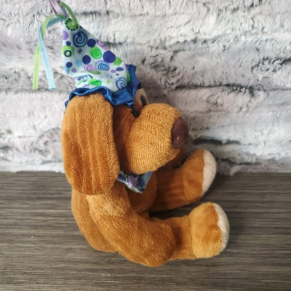 Toys R Us Animal Alley Happy Birthday Dog Gift MUSICAL Plush Stuffed Puppy w/Hat